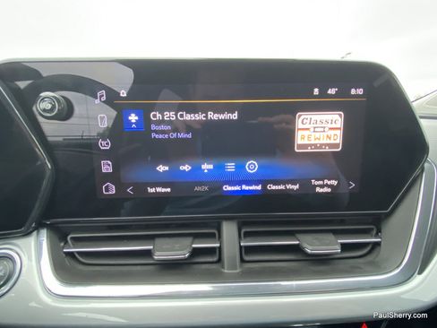 Used 2025 Chevrolet Trax LT w/ LT Convenience Package FWD image 20