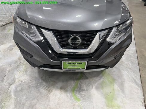 Used 2019 Nissan Rogue SV AWD/4WD image 18