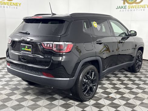 New 2026 Jeep Compass Latitude image 7