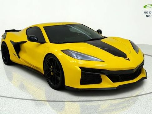 Used 2026 Chevrolet Corvette Z06 RWD image 1