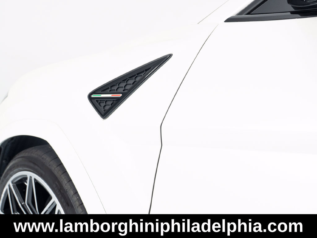 Used 2025 Lamborghini Urus S AWD/4WD image 55