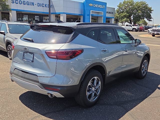 New 2026 Chevrolet Blazer LT w/ Convenience Package AWD/4WD image 4