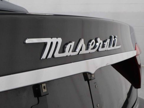 Used 2016 Maserati GranTurismo Sport RWD image 8