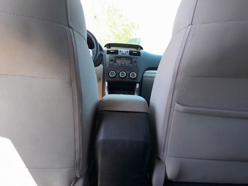 Used 2015 Subaru Forester 2.5i Premium w/ All-Weather Package AWD/4WD image 31