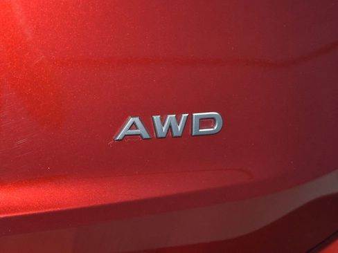 Used 2025 Nissan Rogue SV image 28