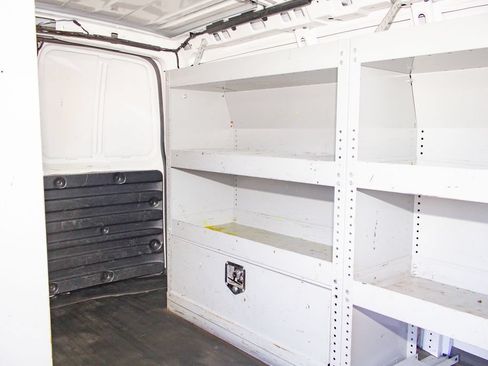 Used 2021 Chevrolet Express 2500 w/ Driver Convenience Package RWD image 18