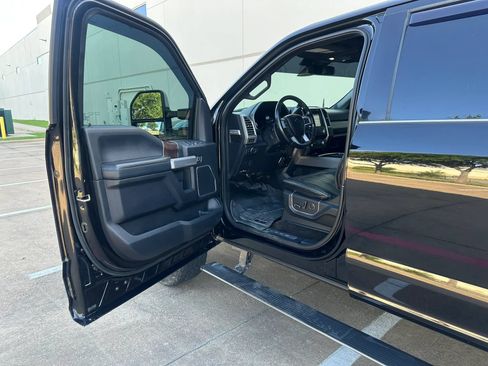 Used 2017 Ford F350 Platinum w/ Platinum Ultimate Package AWD/4WD image 17