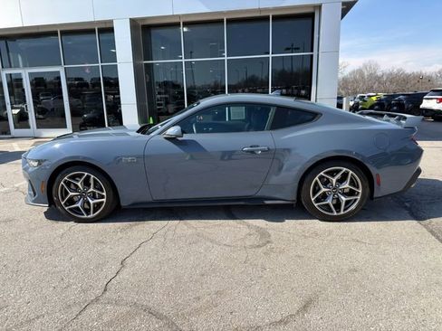 Used 2024 Ford Mustang GT Premium w/ GT Performance Package RWD image 4