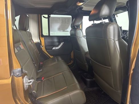 Used 2011 Jeep Wrangler Unlimited 70th Anniversary w/ Dual Top Group image 5