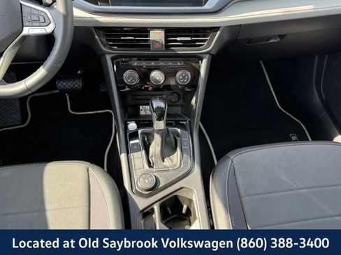 Certified 2023 Volkswagen Taos SE w/ Panoramic Sunroof Package AWD/4WD image 16