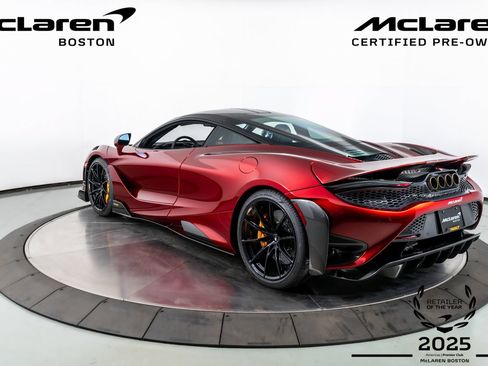 Used 2021 McLaren 765LT RWD image 3