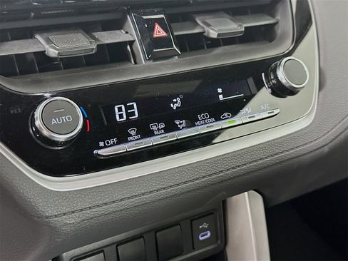 Certified 2024 Toyota Corolla Cross SE image 16