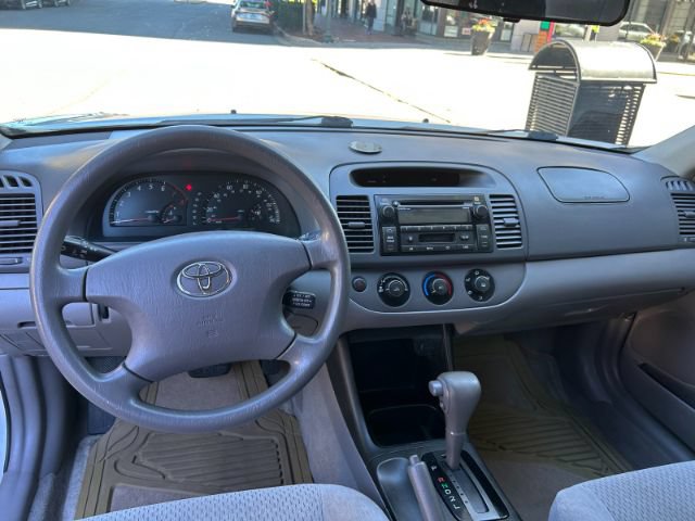Used 2003 Toyota Camry LE FWD image 11