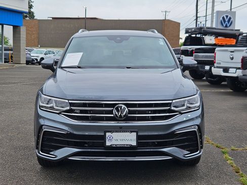 Used 2024 Volkswagen Tiguan SEL R-Line AWD/4WD image 8