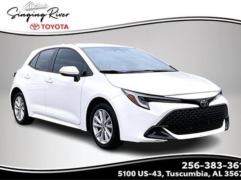 Used 2024 Toyota Corolla SE image 1