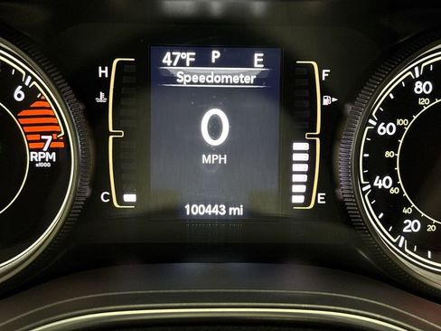 Used 2019 Jeep Cherokee Latitude Plus w/ Cold Weather Group image 29