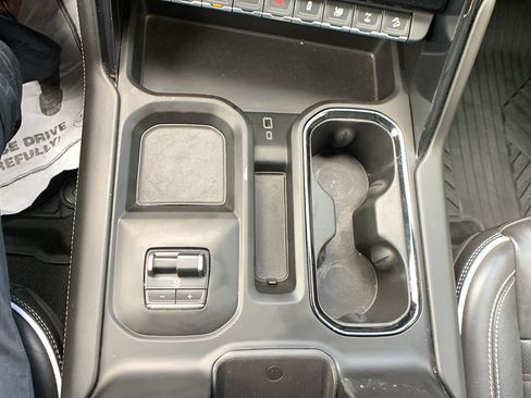 Used 2024 GMC Sierra 2500 AT4X w/ AT4X AEV Edition AWD/4WD image 20