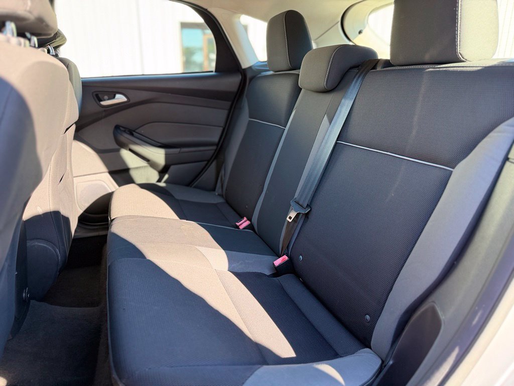 Used 2014 Ford Focus SE FWD image 22