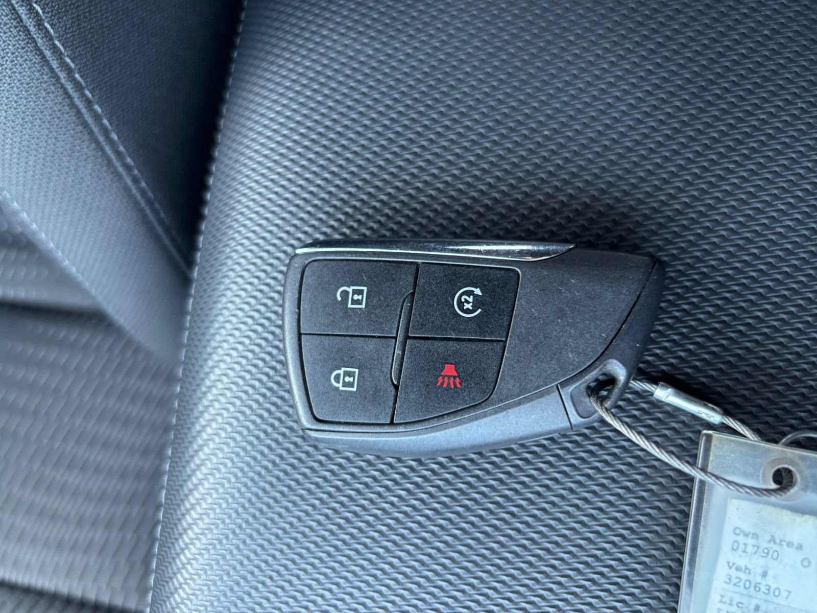 Used 2025 Chevrolet Equinox LT FWD image 25