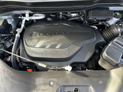 Used 2025 Honda Ridgeline TrailSport image 19