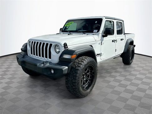 Used 2020 Jeep Gladiator Sport w/ Quick Order Package 24S image 3