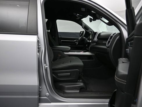 Used 2025 RAM 1500 Big Horn AWD/4WD image 25