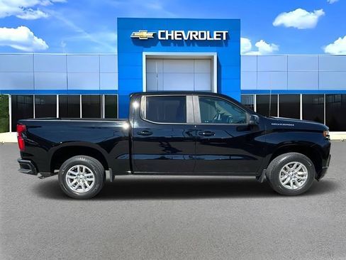 Used 2022 Chevrolet Silverado 1500 RST w/ Bed Protection Package RWD image 2