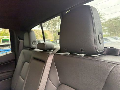 Used 2024 GMC Canyon Elevation w/ Elevation Premium Package image 11