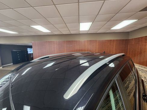 Used 2019 Volkswagen Atlas SE w/ Towing Package image 18