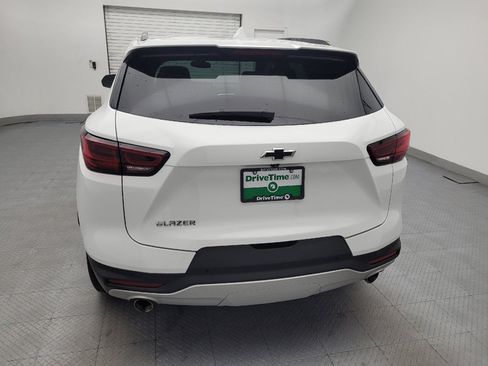 Used 2024 Chevrolet Blazer LT w/ Convenience Package FWD image 6
