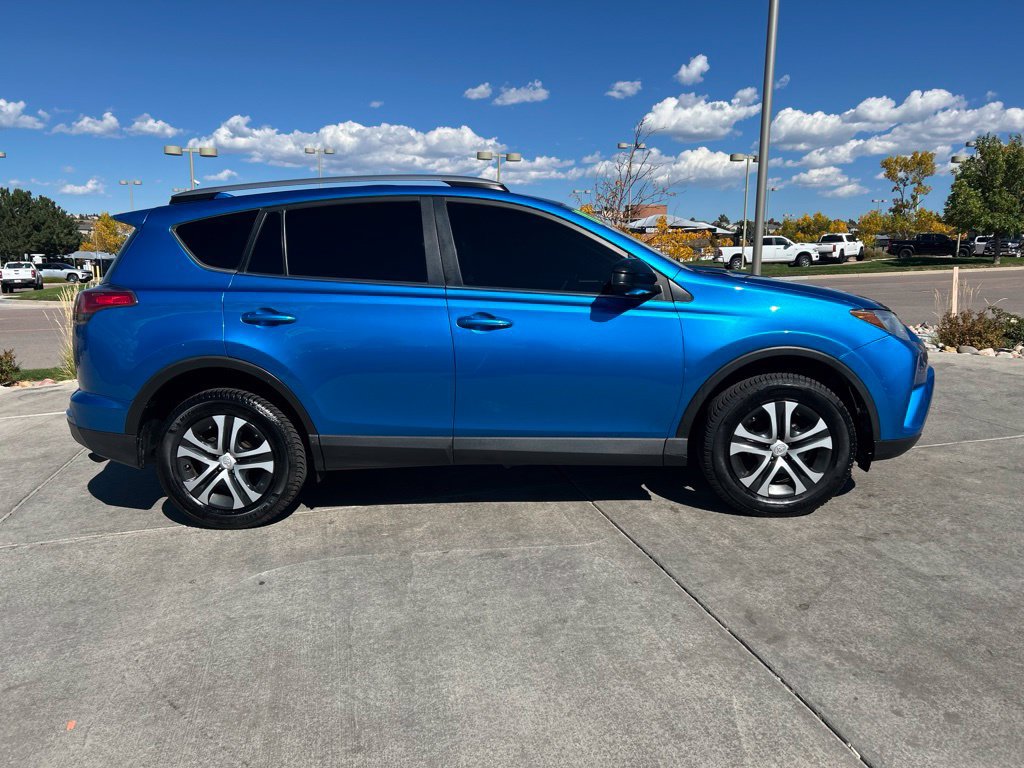 Used 2018 Toyota RAV4 LE w/ All Weather Liner Package AWD/4WD image 9