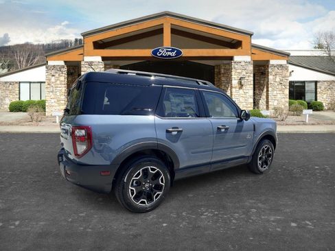 New 2026 Ford Bronco Sport Outer Banks AWD/4WD image 5