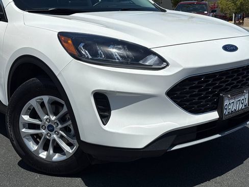 Used 2022 Ford Escape SE w/ Convenience Package AWD/4WD image 6