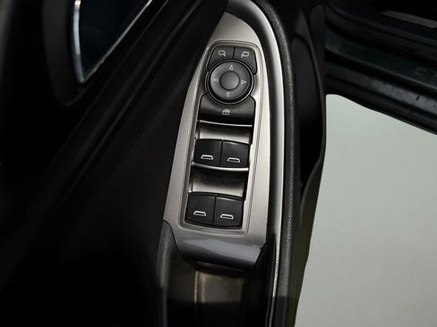Used 2018 Chevrolet Malibu LS FWD image 16