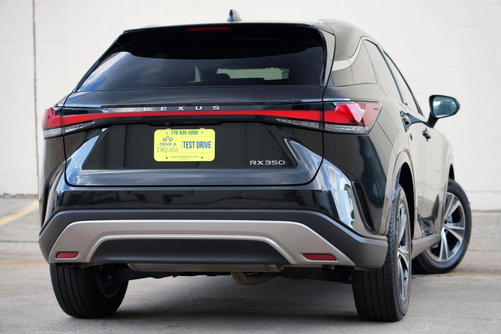 Used 2024 Lexus RX 350 FWD w/ Technology Package image 5