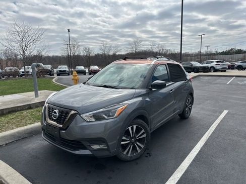 Used 2020 Nissan Kicks SR w/ Exterior Package image 1