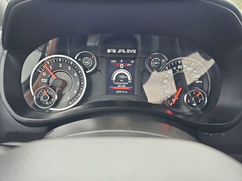 Used 2024 RAM 2500 Big Horn w/ Bed Utility Group image 22