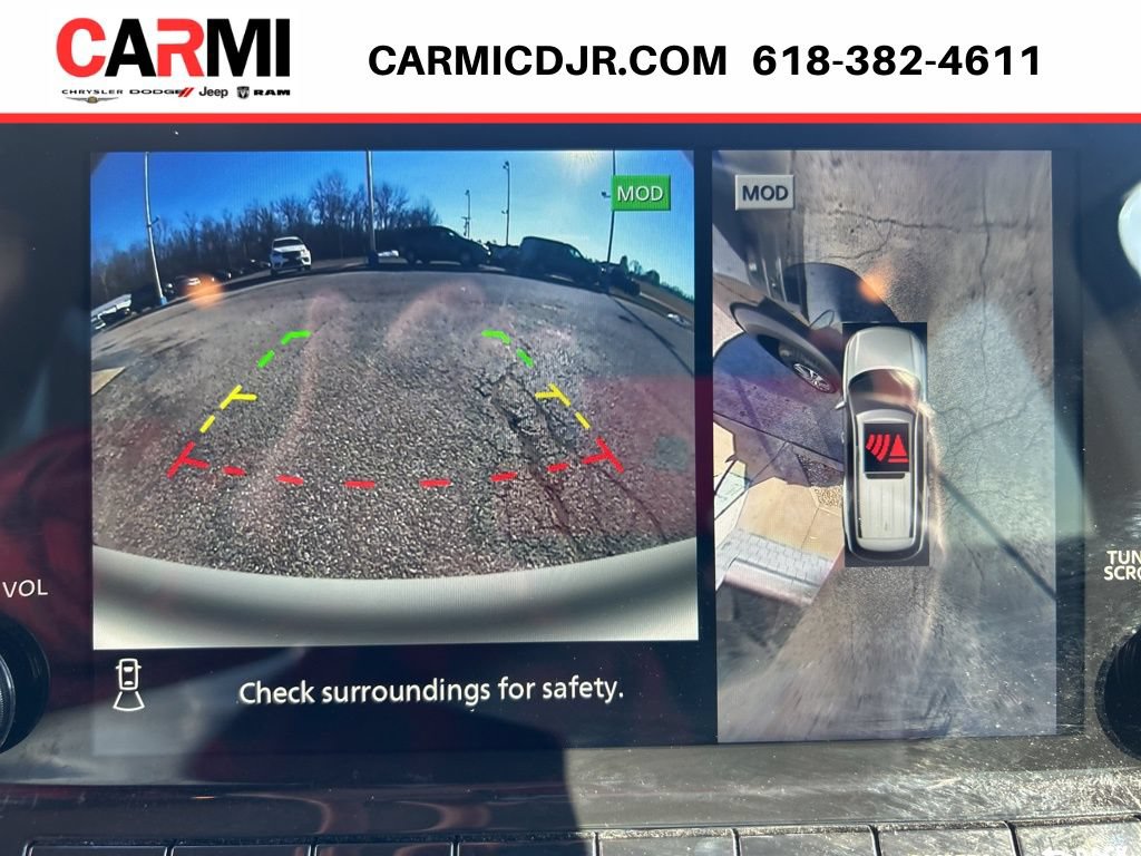 Used 2023 Nissan Pathfinder SL AWD/4WD image 22