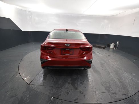 Used 2019 Kia Forte S w/ S Premium Package image 8