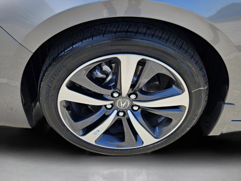 New 2025 Acura TLX w/Technology Package image 35