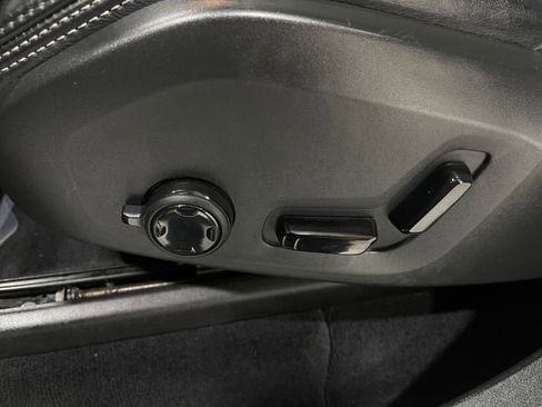 Used 2017 Volvo XC90 T6 Inscription w/ Vision Package image 18