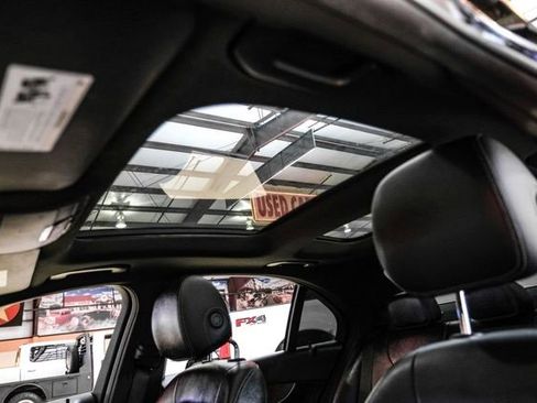 Used 2018 Mercedes-Benz C 300 Sedan image 7