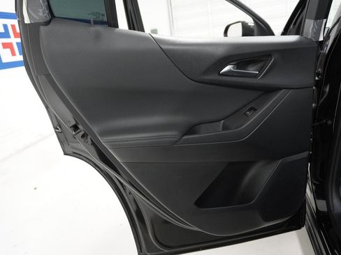 Used 2026 Chevrolet Equinox LT w/ Safety and Technology Package image 34