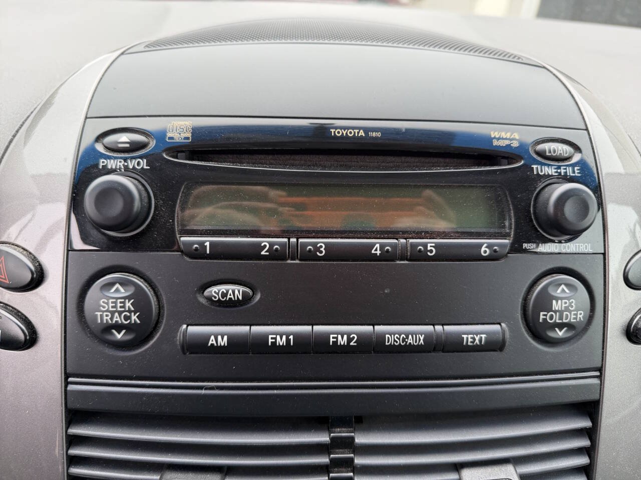 Used 2006 Toyota Sienna LE w/ LE Pkg 4 FWD image 32