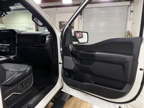 Used 2024 Ford F150 Platinum w/ FX4 Off-Road Package AWD/4WD image 19
