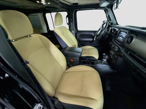 Used 2019 Jeep Wrangler Unlimited Sport S AWD/4WD image 30