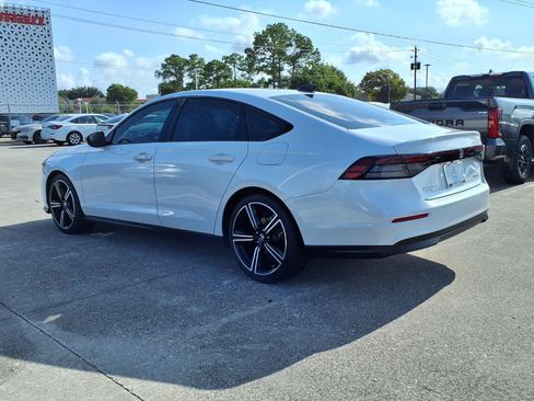 Certified 2026 Honda Accord SE image 3