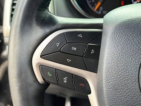 Used 2020 Jeep Grand Cherokee Altitude image 20