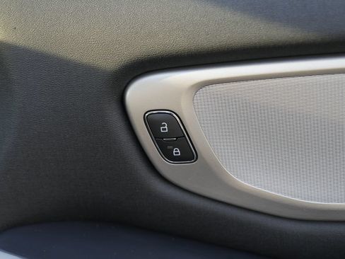 Used 2025 Ford Expedition Active RWD image 39