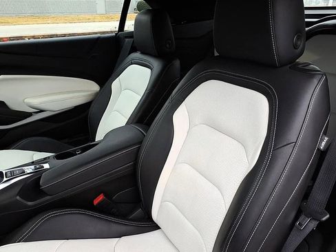 Used 2023 Chevrolet Camaro LT image 20